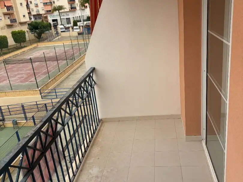 Piso en  Calle Carlos Cano 11 - Foto 8