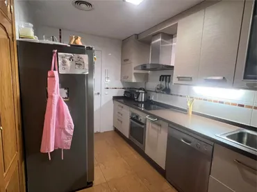 Piso en  Avenida de Joan Margarit 67 - Foto 10