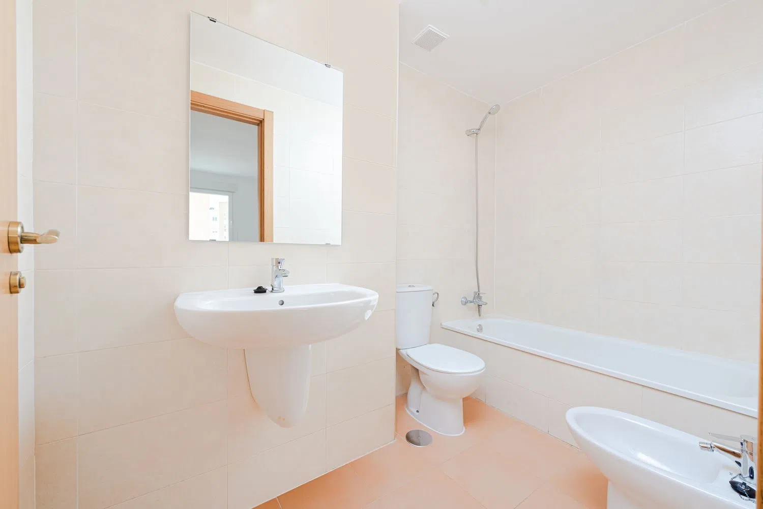 Piso en calle del Talgo - Foto 16