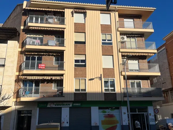Piso en Avenida Buenos Aires, 10 - Foto 1