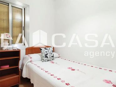 Piso en  Carrer de Sant Carles 7 - Foto 4