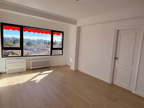 Piso en Barrio Bernabéu-Hispanoamérica