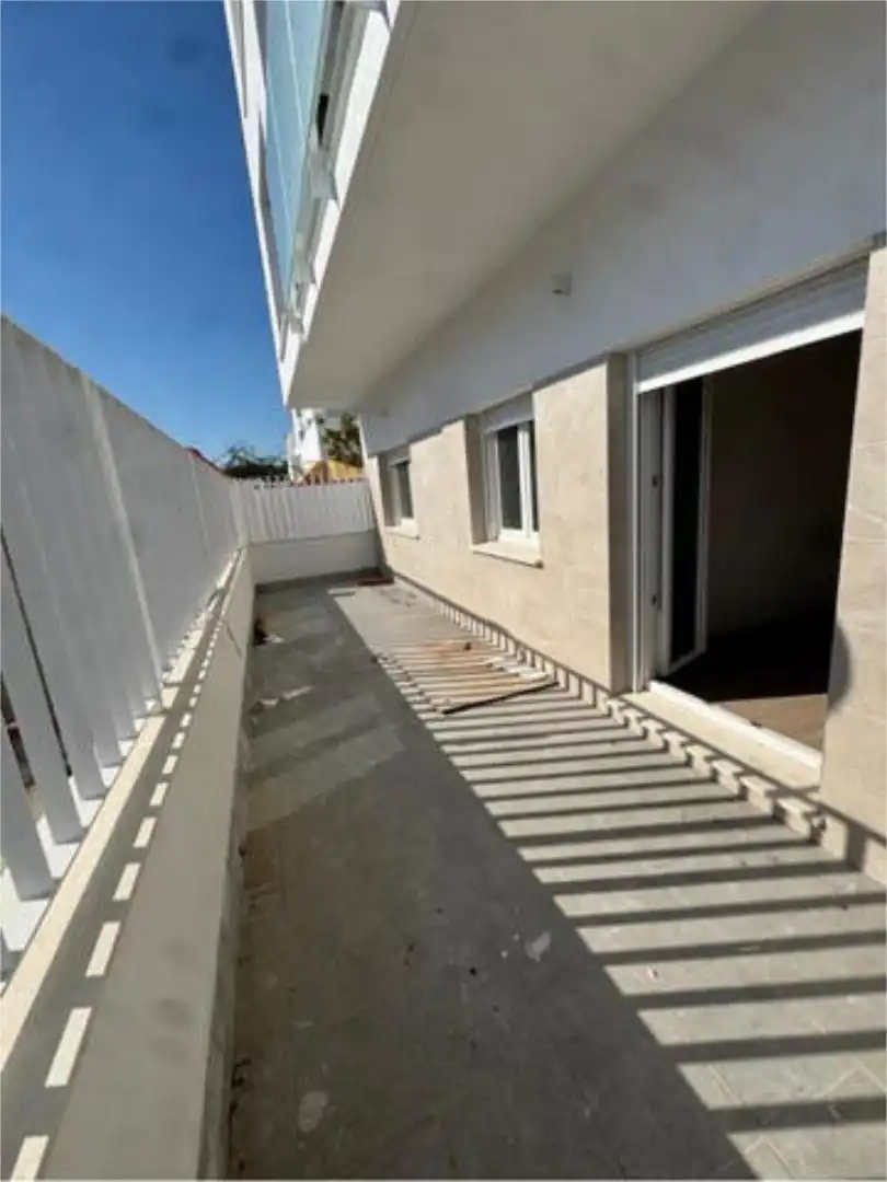 Apartamento en Carretera de la Barrosa - Foto 3