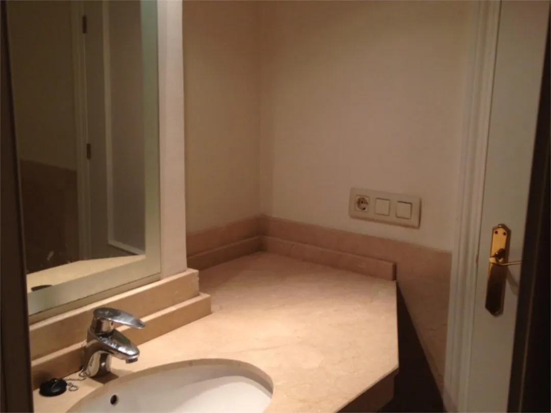 Piso en  Calle Amador de los Ríos 1 - Foto 14