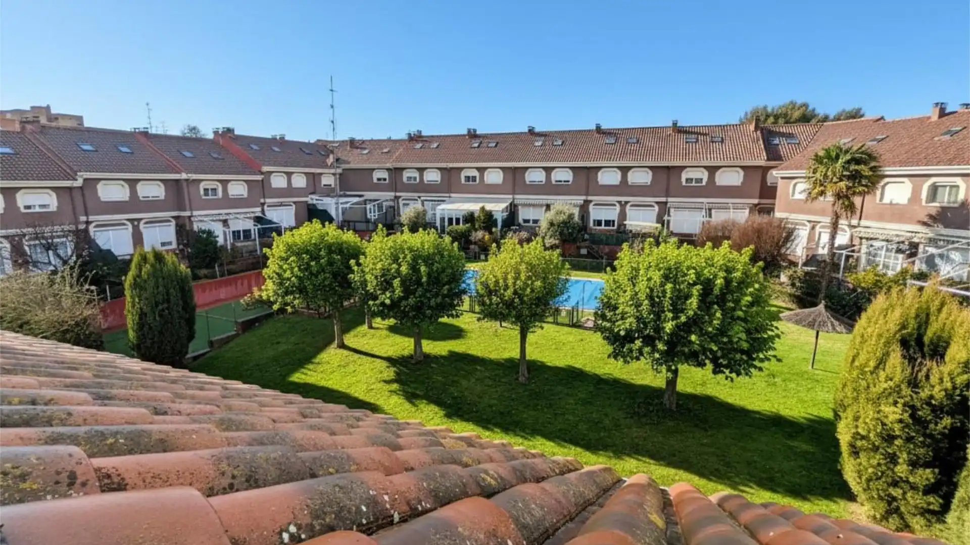 Piso en  Calle Pico Ocejon 27 - Foto 1