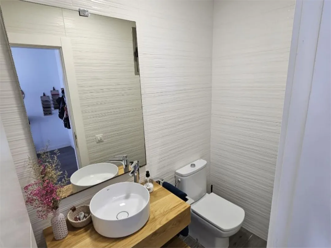 Casa adosada en  Calle Francisco de La Torre 31 - Foto 13