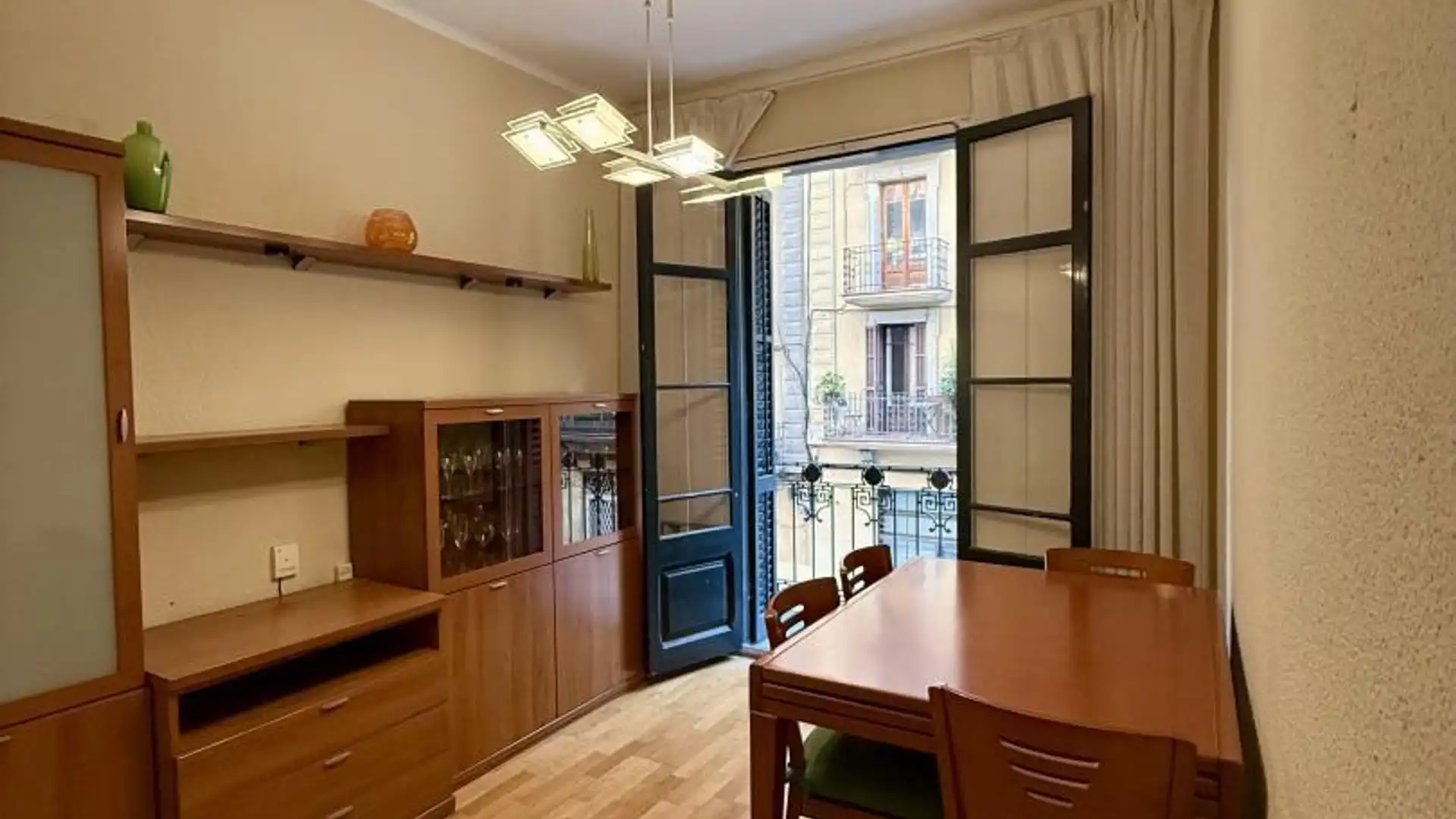 Piso en  Carrer de Cabanes 24 - Foto 3