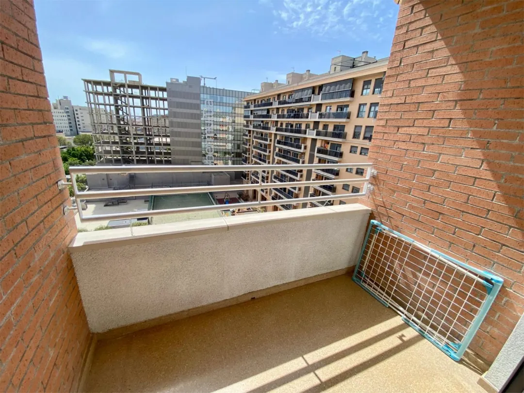 Piso en  Calle Sacerdote Isidro Albert 12 - Foto 3