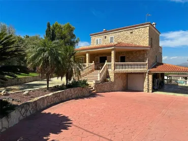 Chalet en  Calle Garbi 106D - Foto 2