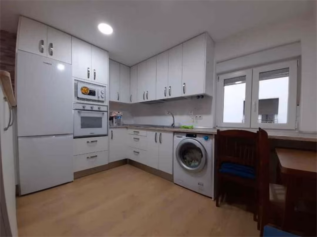 Piso en Barrio Blanco - Foto 3