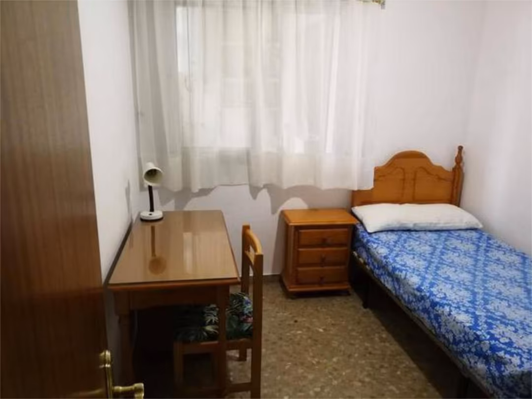 Piso en Carlos Haya - Foto 6