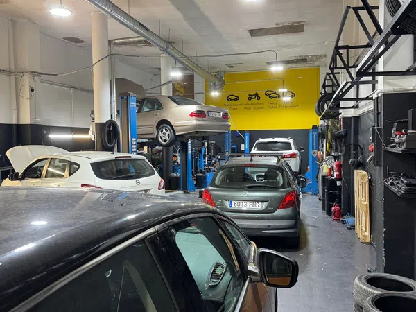 Local en Taller en Calle d'Antoni Forrellad, 38, Can Puiggener - Foto 6