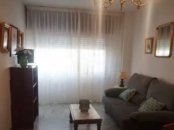 Piso en calle Mercedes Rodríguez, 4