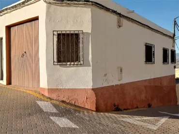 Planta baja en  Calle Paraiso 6 - Foto 1