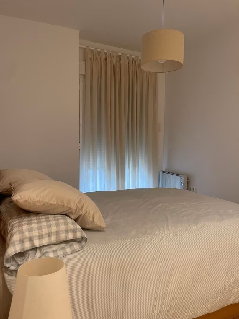 Apartamento en calle Calle Condes de Crespo Rascón 1 - Foto 12