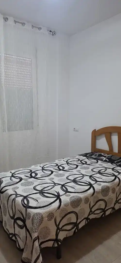 Piso en  Calle Isla Cebú 21 - Foto 6
