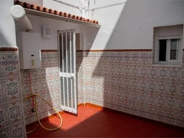 Piso en Zona Hipercor - Foto 4