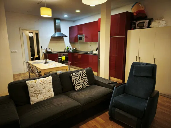 Piso en avenida de la reina victoria, 40