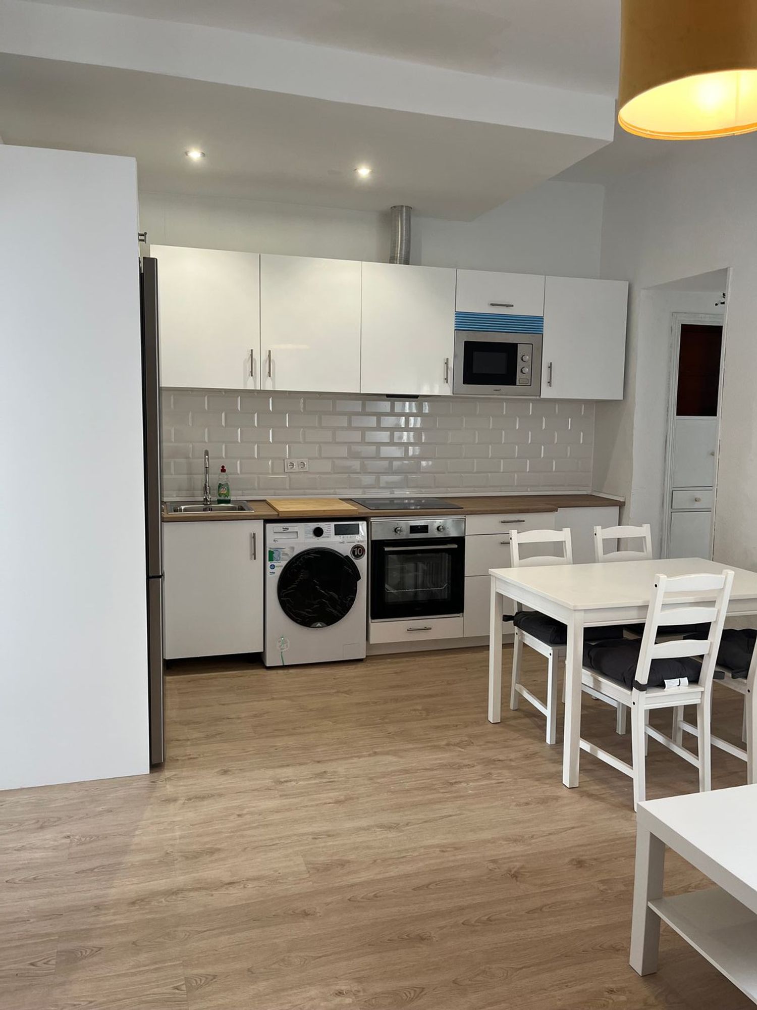 Piso en calle de Canillas, 33