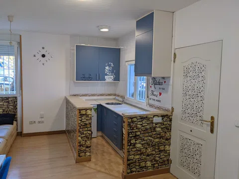 Estudio en calle Tunaima, 8 Posterior