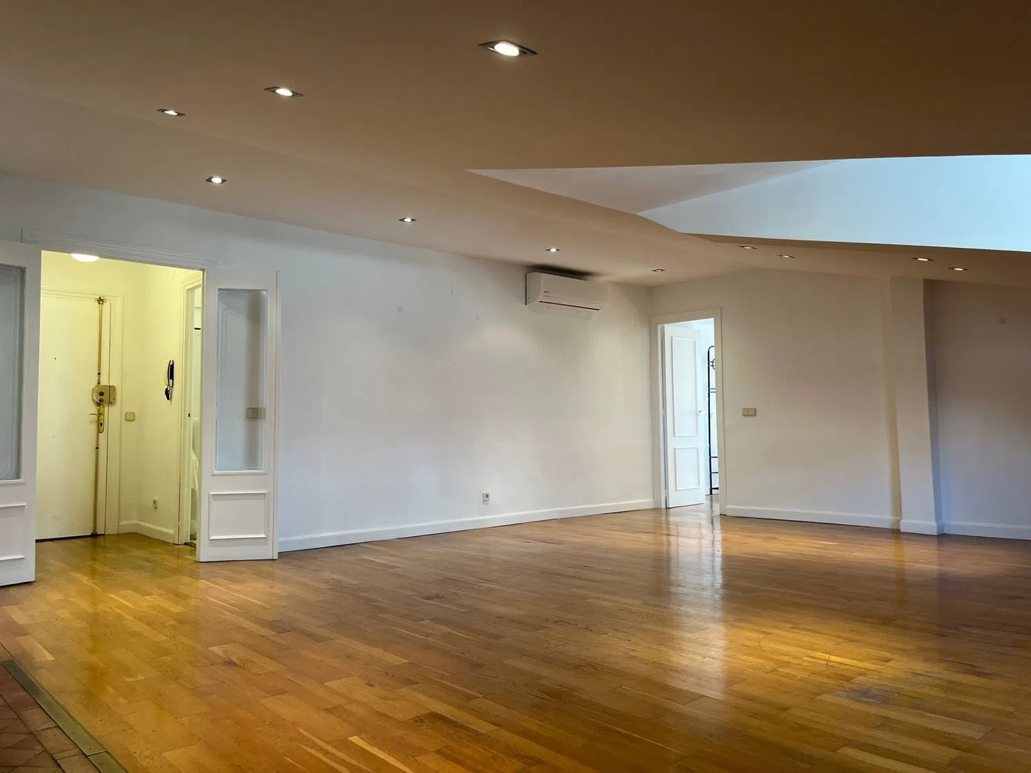 Piso en calle del Pez, 16 - Foto 2