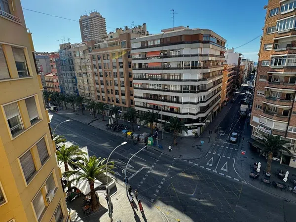 Piso en Avenida de la Estación, Ensanche-Diputación - Foto 5