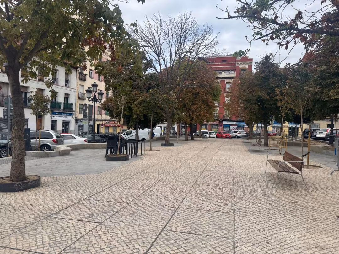 Piso en  Plaza del General Vara de Rey 8