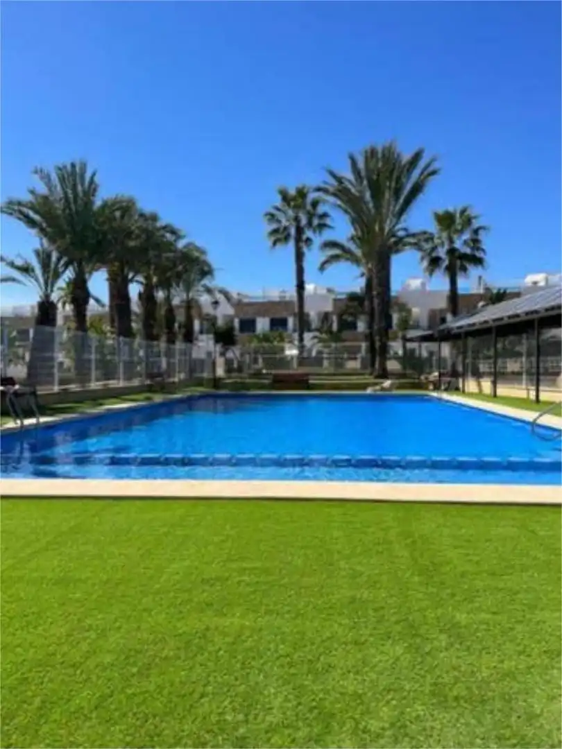 Piso en Villamartin - Foto 2