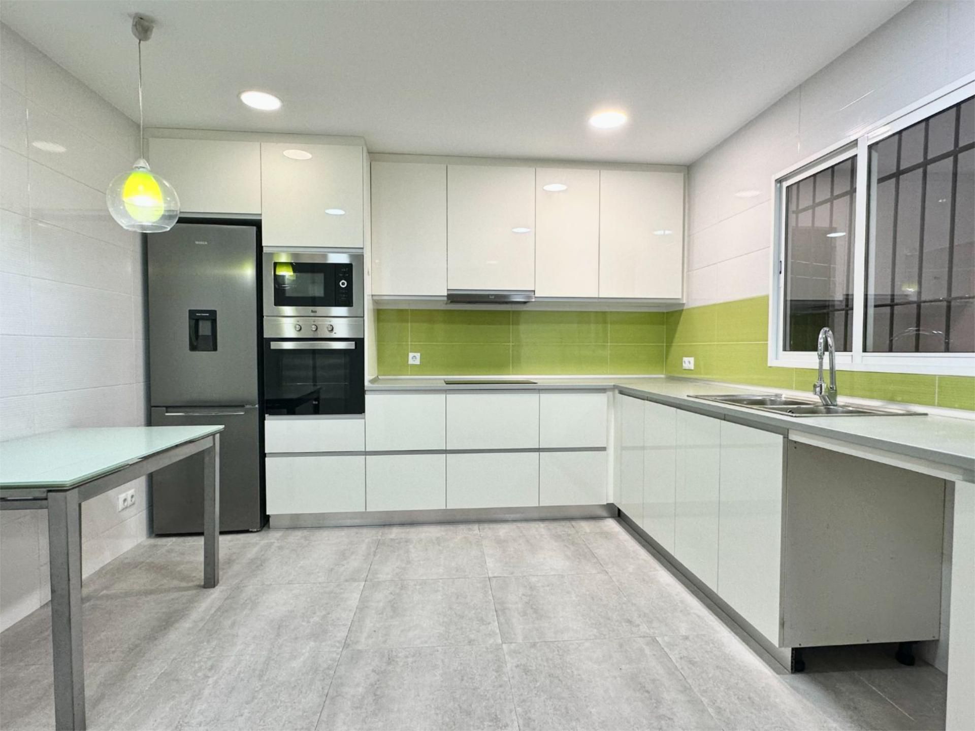 Piso en  Carrer de la Reina Esclaramunda 6