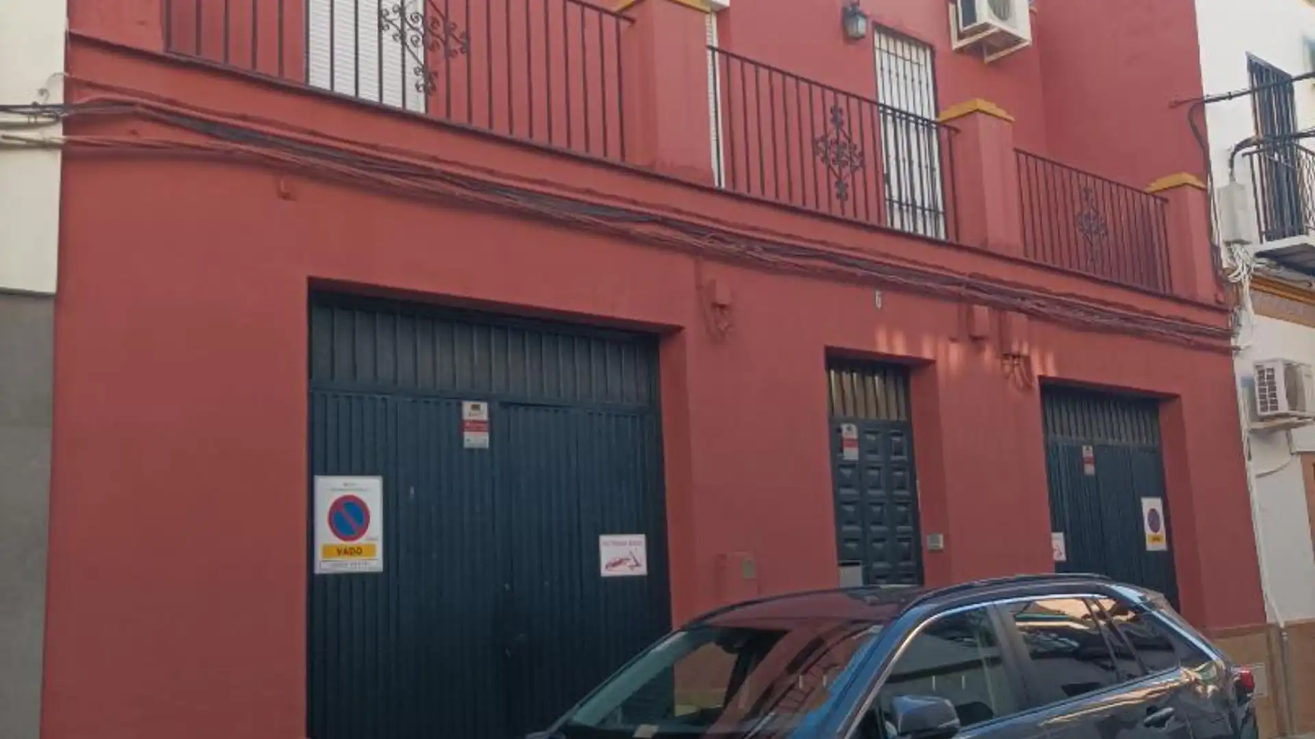 Casa adosada en  Calle Pedro de Cieza 6 - Foto 1