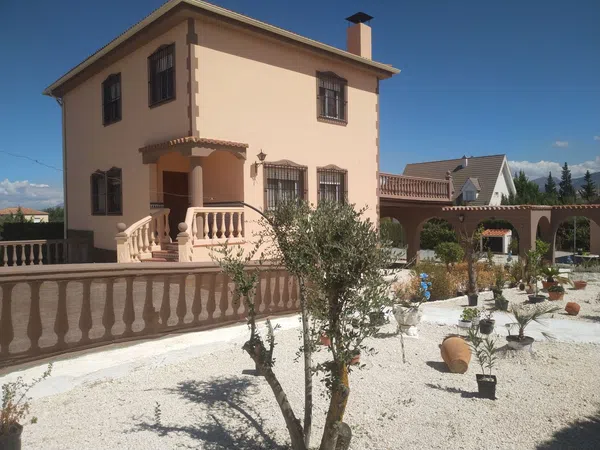 Casa o chalet independiente en Urbanizacion los Alijares s/n - Foto 1