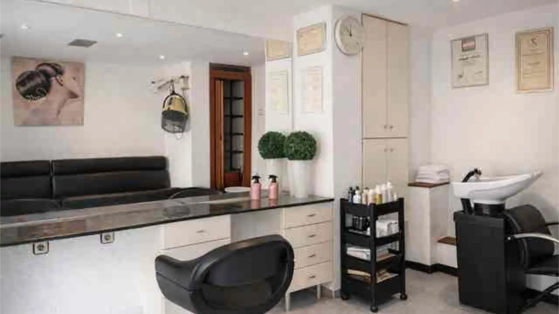 Local comercial en Cornella de Llobregat, La Gavarra - Foto 1