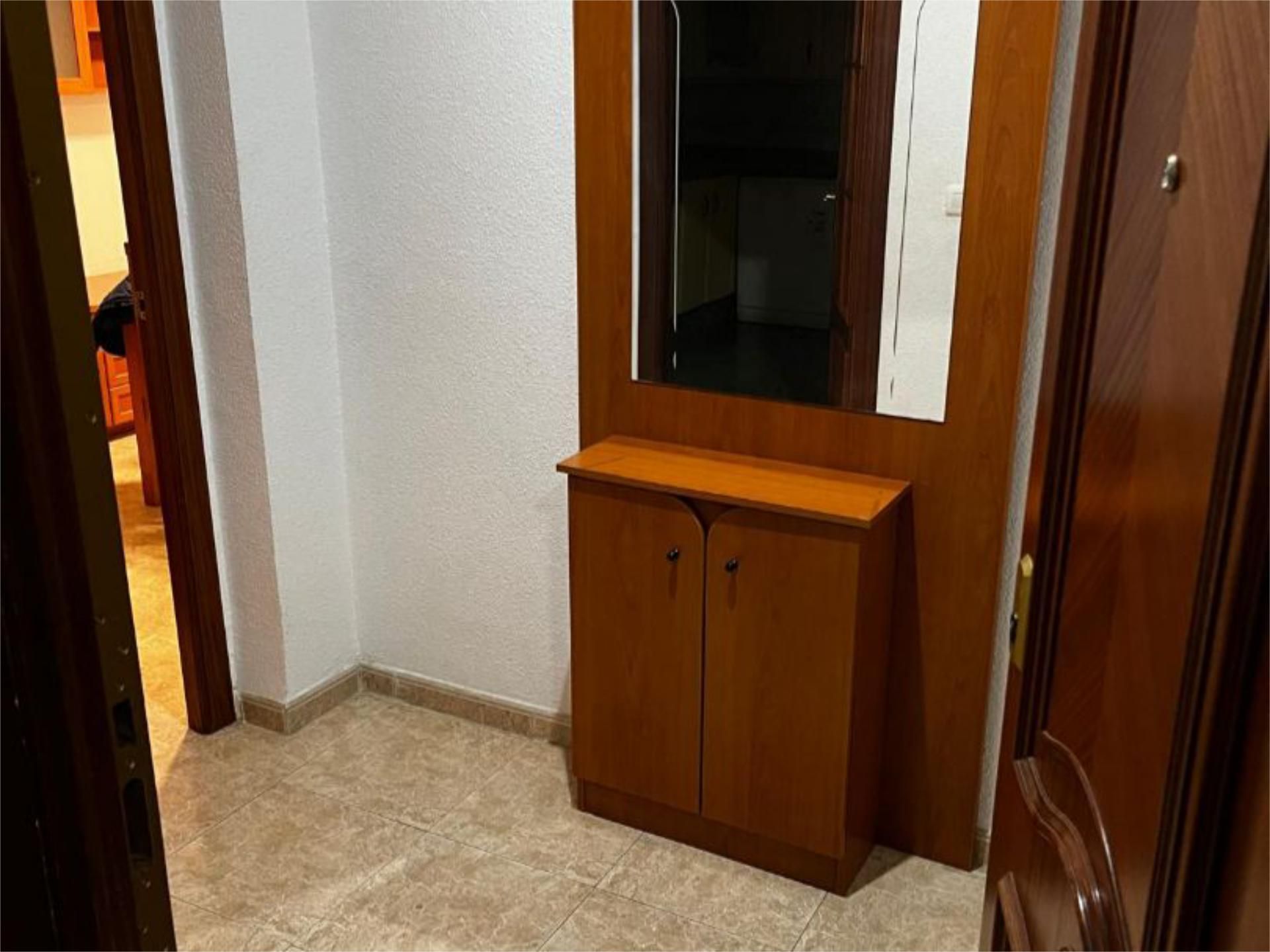 Piso en  Calle Antonio Maura 43