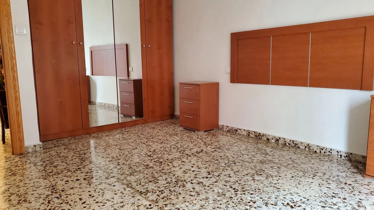 Piso en avenida Reyes Católicos, 68 - Foto 4