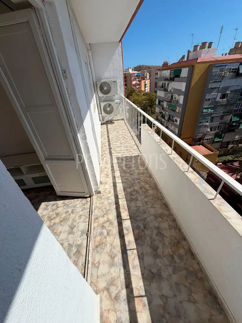 Piso en  Calle Enrique monsonis - Foto 5