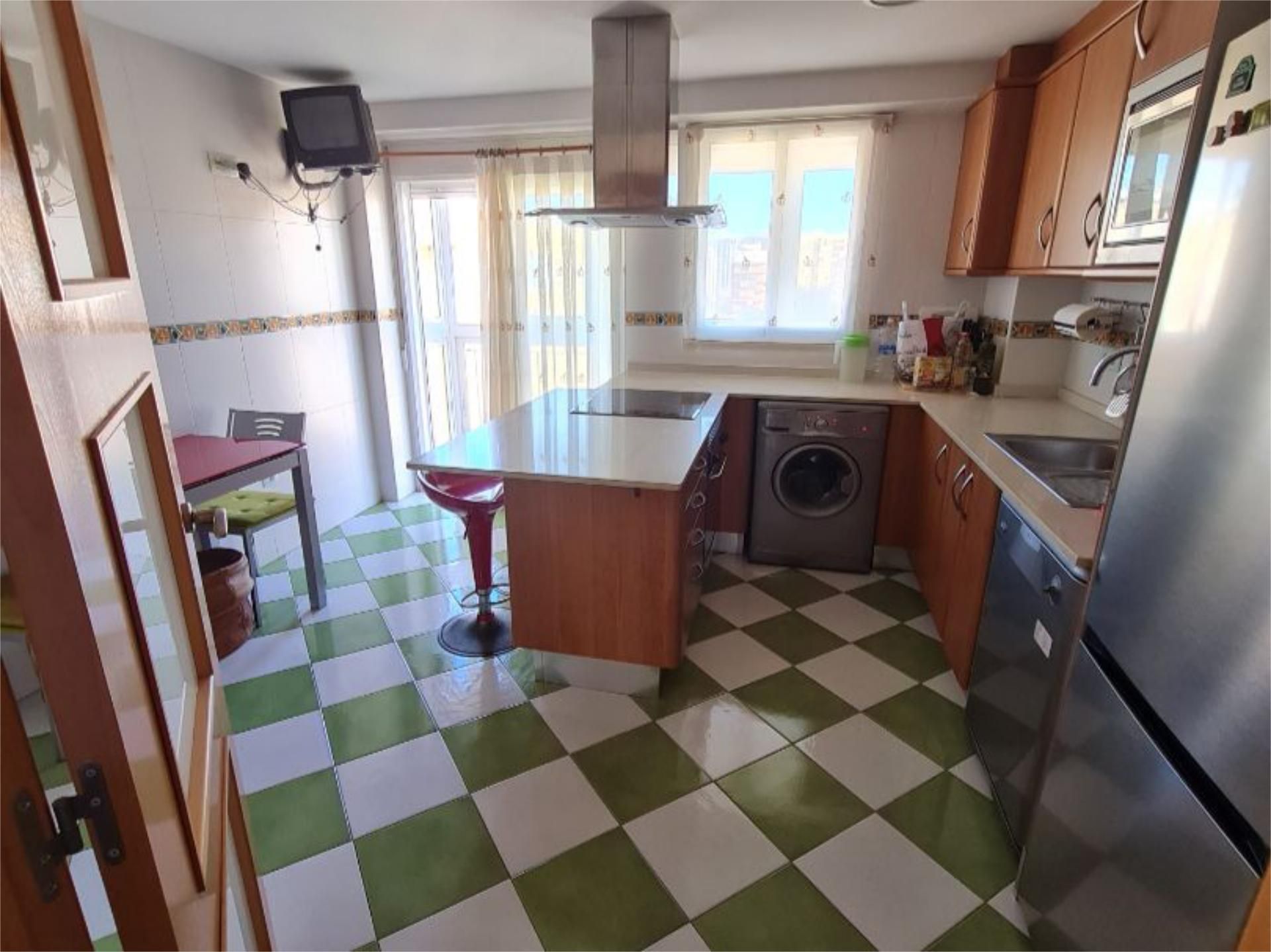 Piso en  Carrer del Poeta Mas i Ros 39 - Foto 3