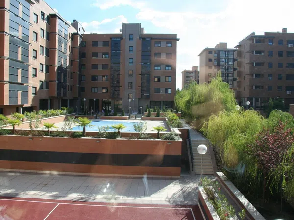 Piso en travesía de los Guionistas, 13