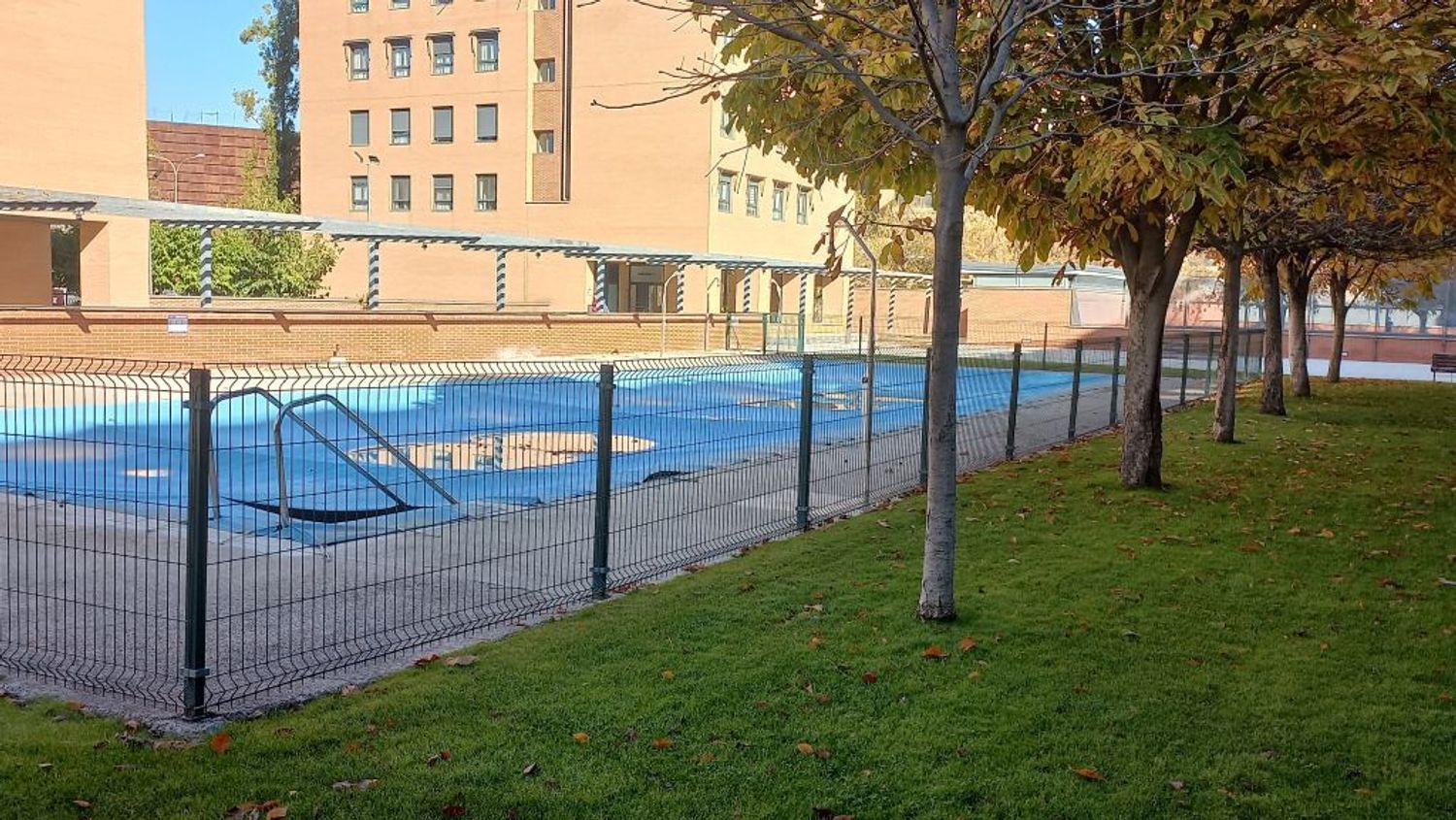 Piso en Urb. valdesol xi Barrio Valderas - Los Castillos - Foto 2