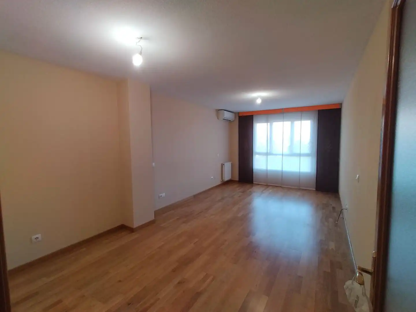 Piso en  Calle Lagunas de Neila 24 - Foto 3