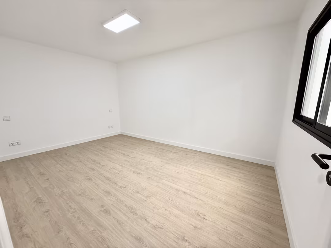 Piso en  Calle Salvador Calderón 5 - Foto 14