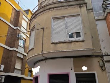 Casa adosada en  Carrer Piletes 48 - Foto 2