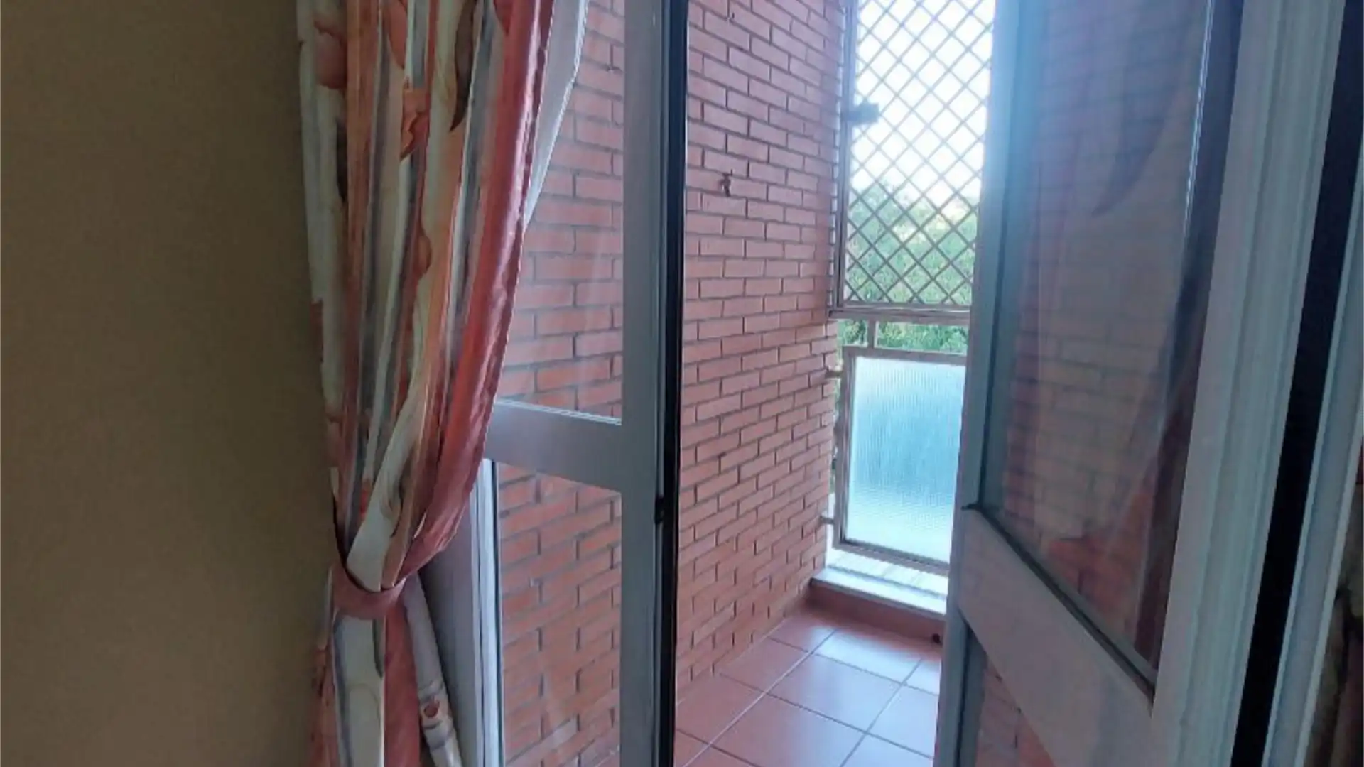 Piso en  Calle Cueva de Menga 3 - Foto 18