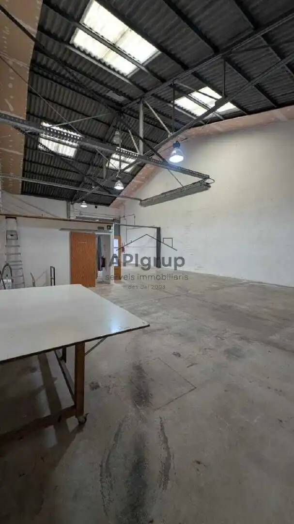 Nave Industrial en Sabadell - Foto 2
