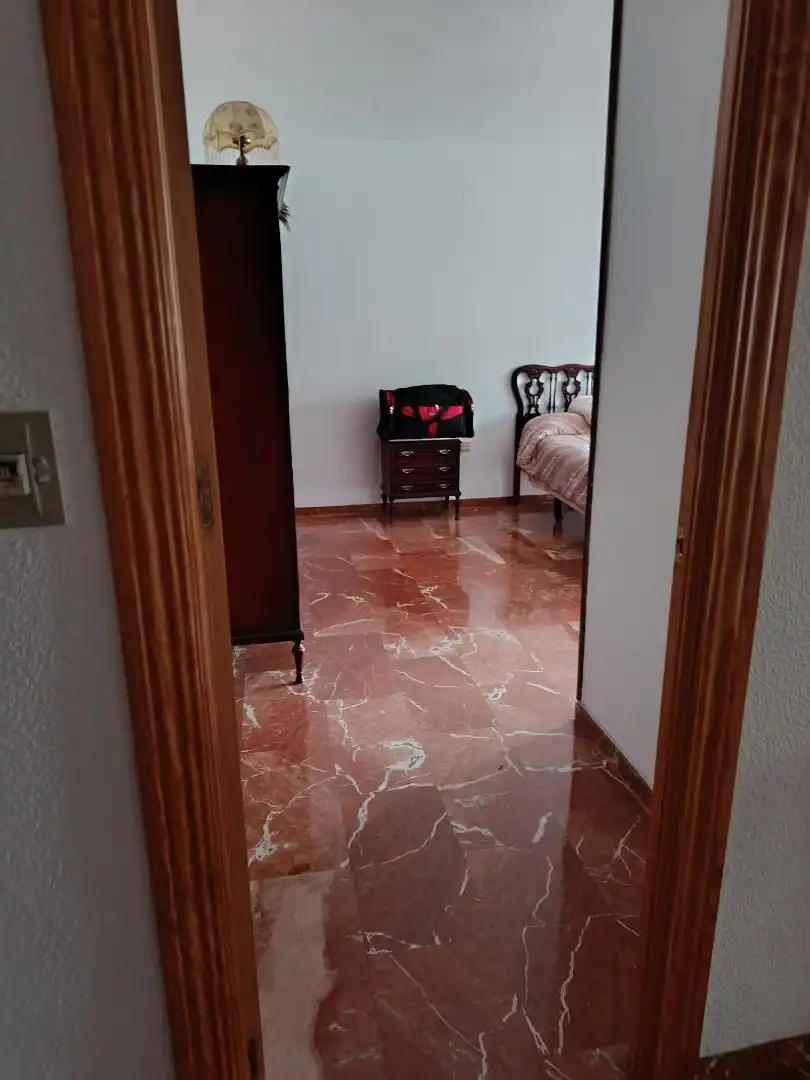 Piso en  Calle Profesor Manuel Garzón Pareja 8 - Foto 3