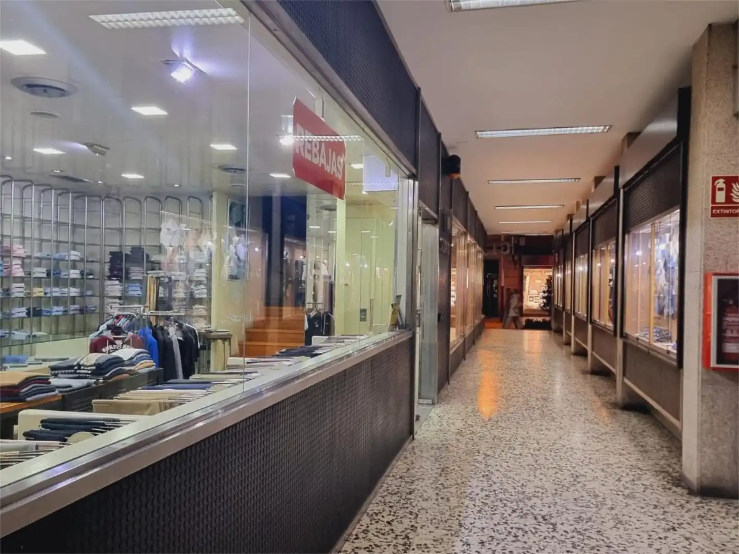 Local comercial en  Rúa de Urzaiz 182 - Foto 5