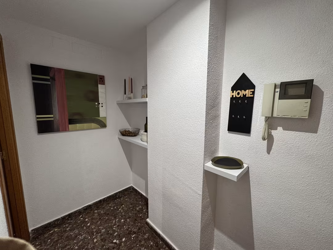 Piso en  Avinguda del Mestre Rodrigo 93 - Foto 2