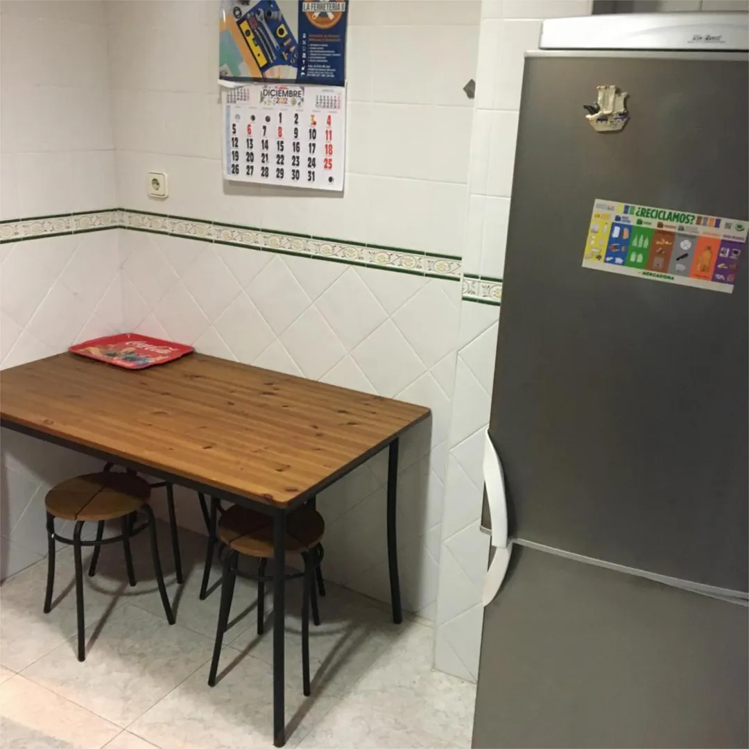 Piso en  Calle de Monóvar 1 - Foto 5