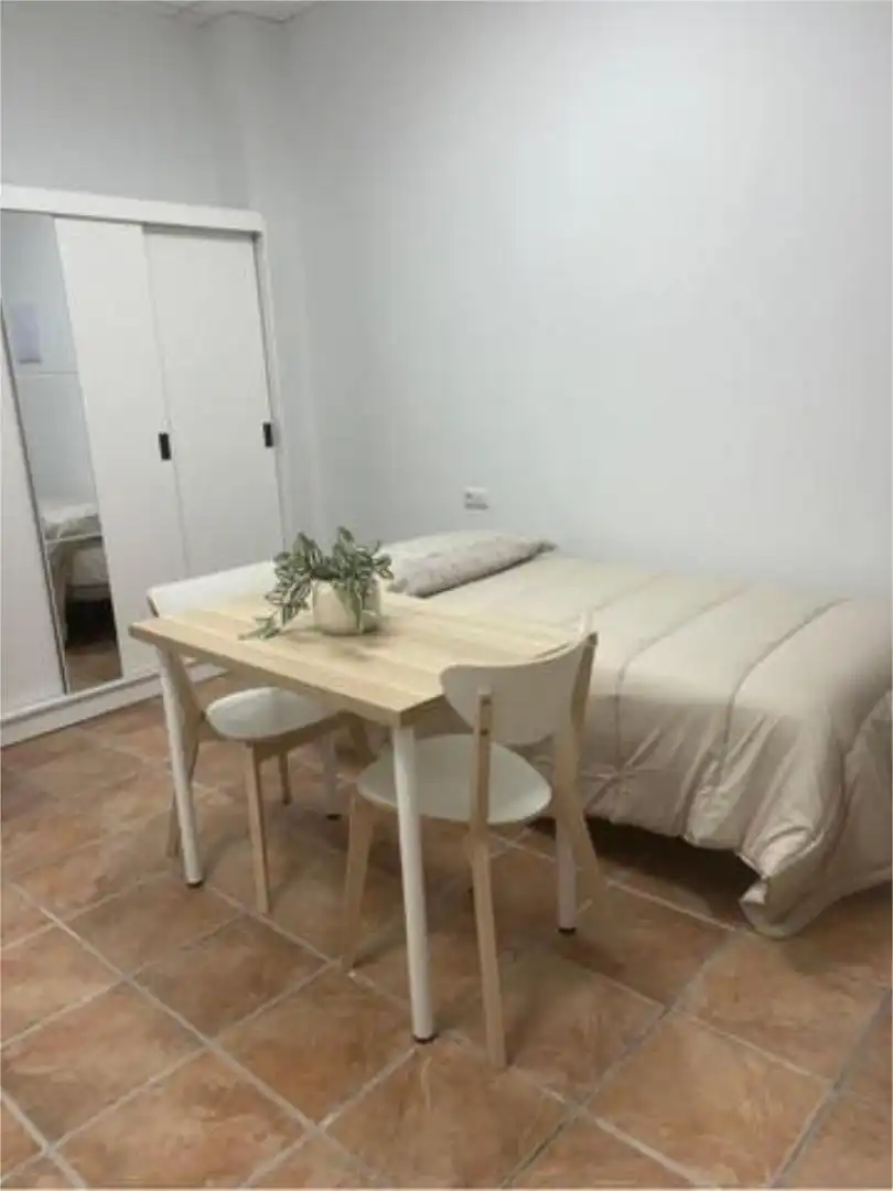 Estudio en Centro de dos hermanas - Foto 7