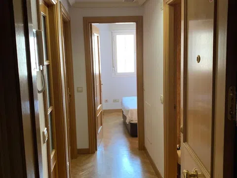 Piso en calle de Sodio, 17