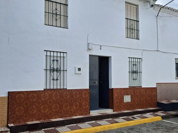 Casa o chalet independiente en Calle Gregorio Medina, 9 - Foto 2